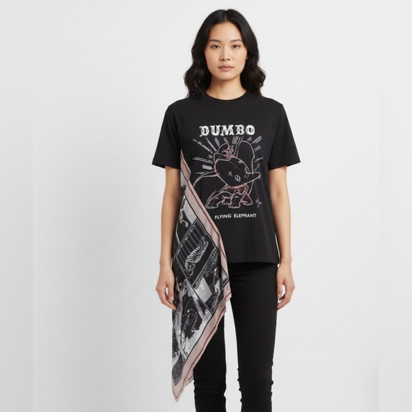 Disney Tops - D’zzit japanese brand Disney Dumbo Black T-Shirt sz Small, NWOT